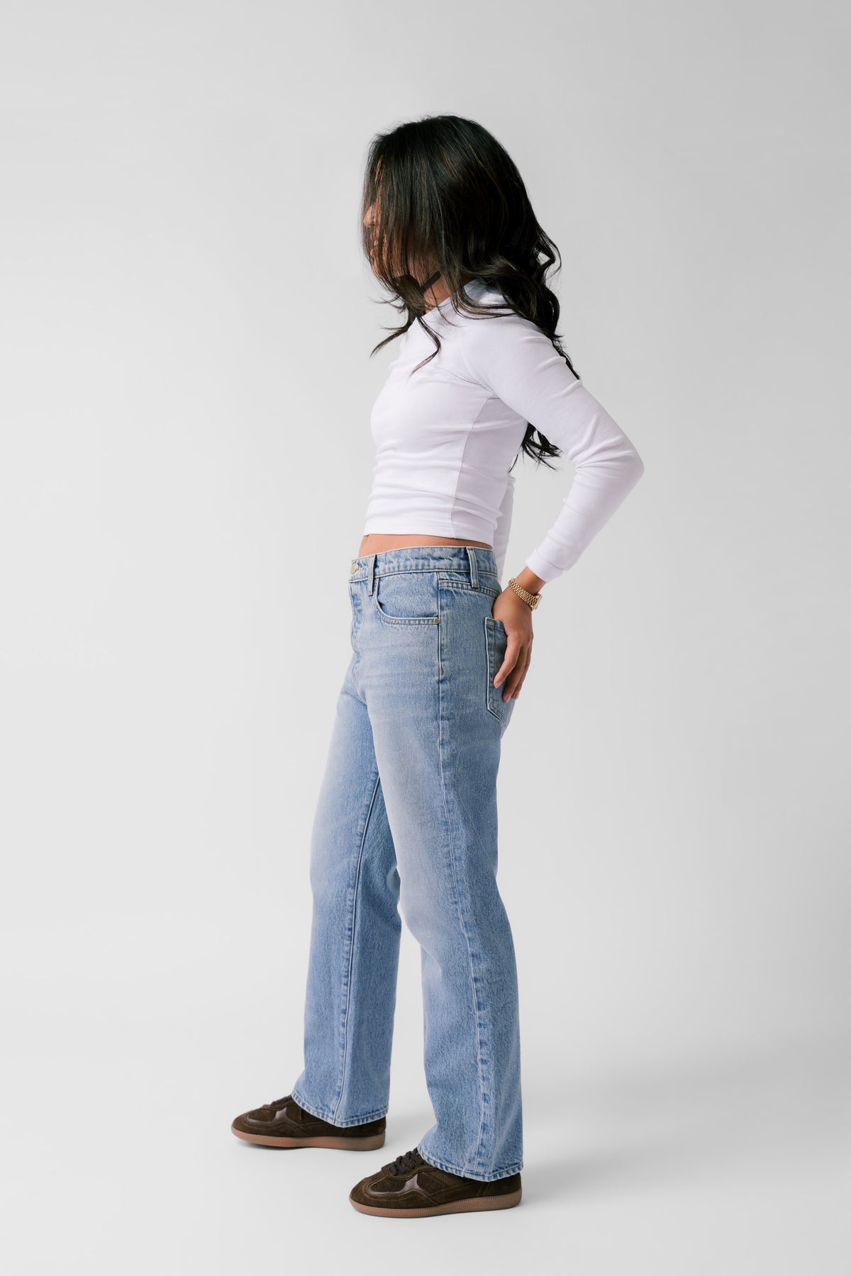 Petite Mid-Rise Boyfriend Jean - The Claire Vintage in Sky